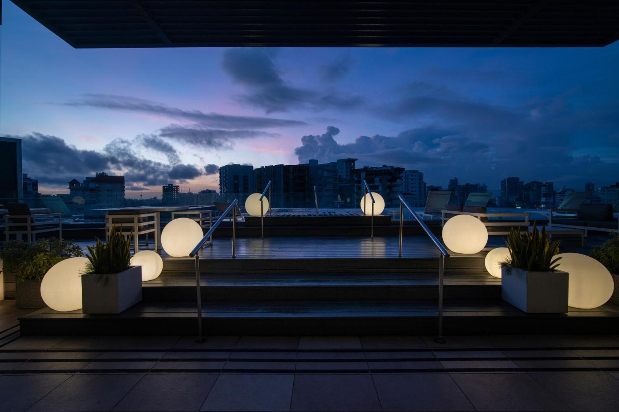 Embassy Suites By Hilton Santo Domingo Ngoại thất bức ảnh