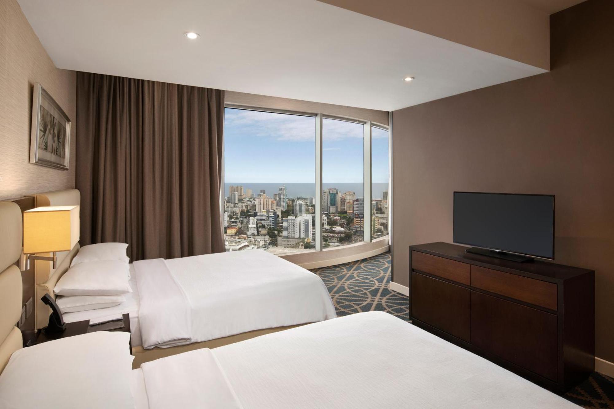 Embassy Suites By Hilton Santo Domingo Ngoại thất bức ảnh