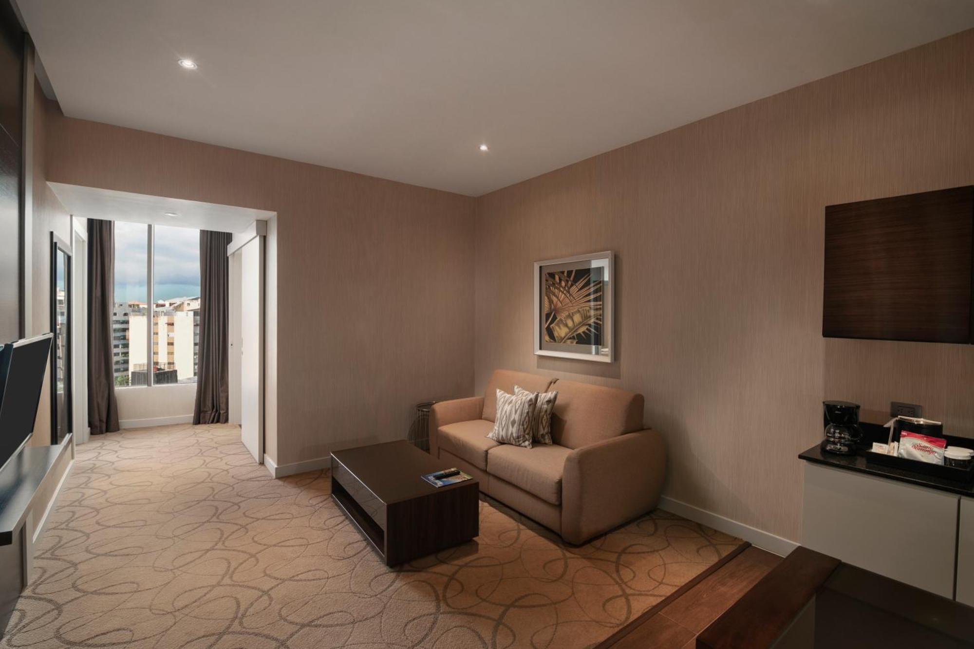 Embassy Suites By Hilton Santo Domingo Ngoại thất bức ảnh