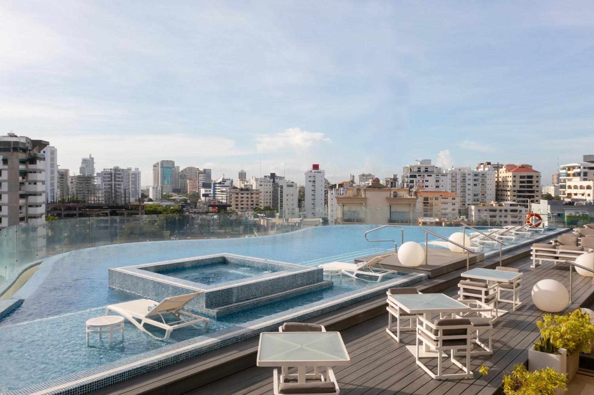 Embassy Suites By Hilton Santo Domingo Ngoại thất bức ảnh