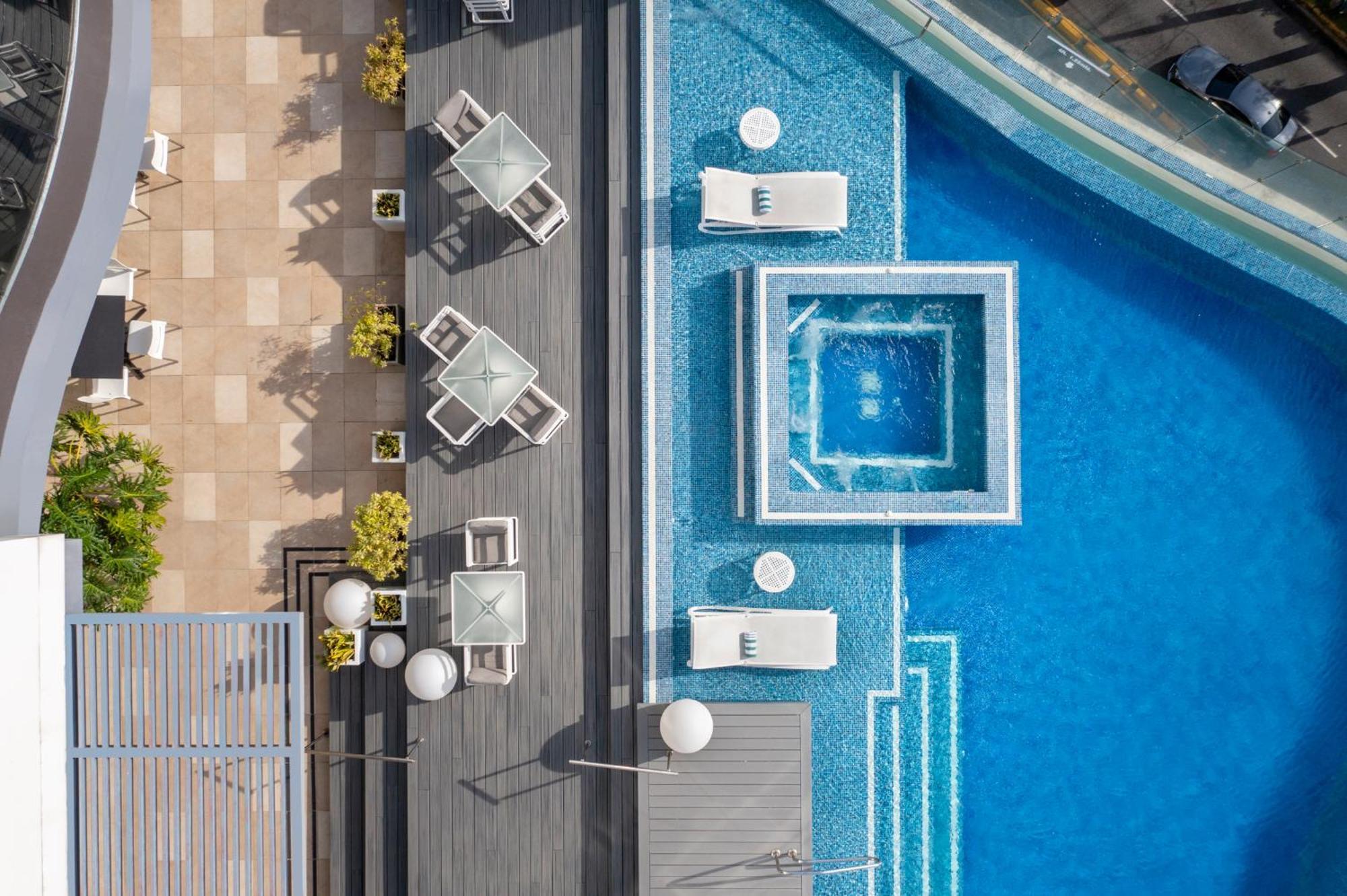 Embassy Suites By Hilton Santo Domingo Ngoại thất bức ảnh