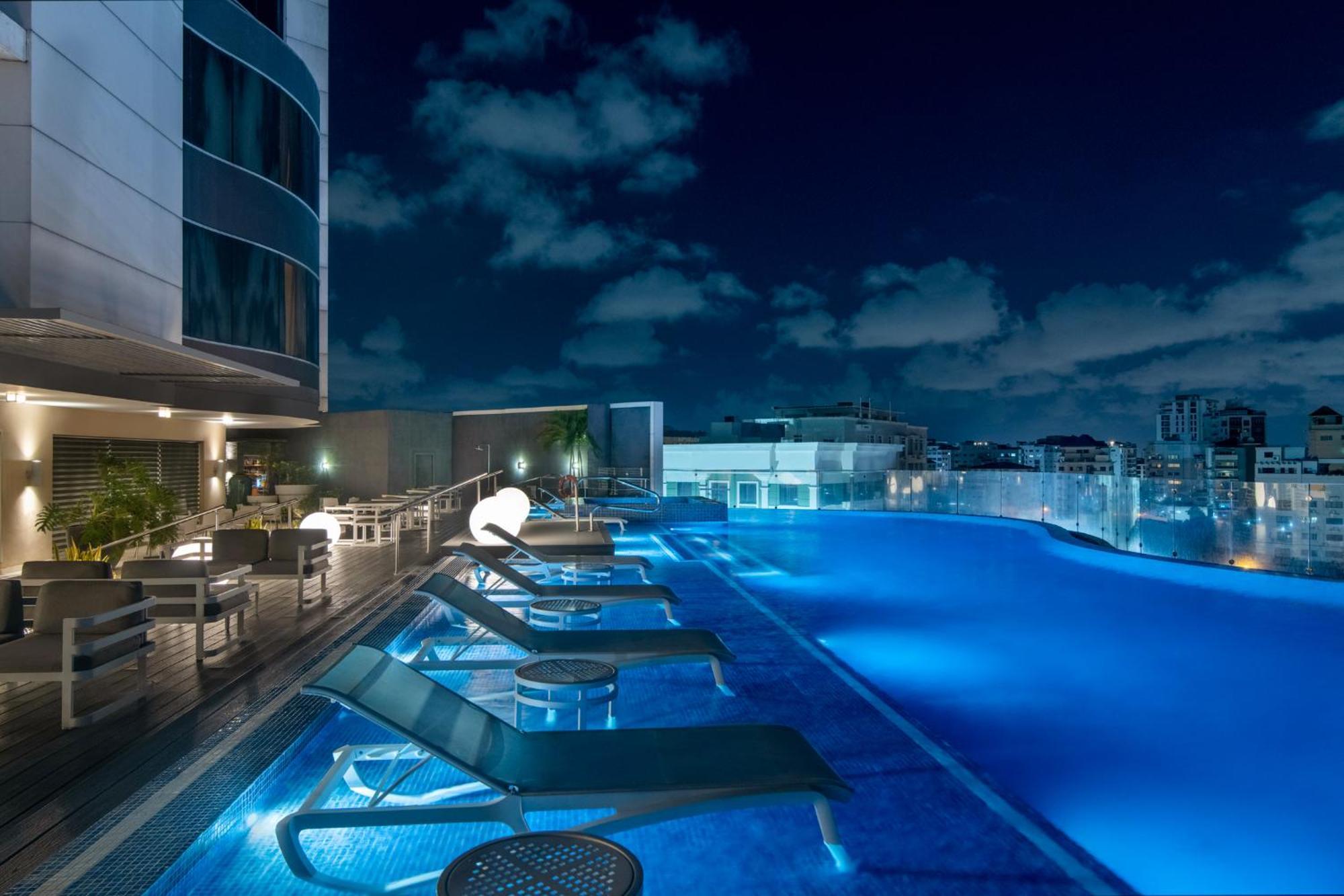 Embassy Suites By Hilton Santo Domingo Ngoại thất bức ảnh